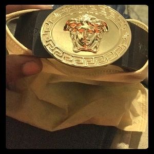 versace belt